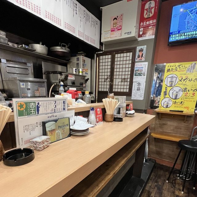 【大阪・東梅田】お一人様歓迎！創作料理の立ち飲み処「大衆呑処 サカグラ」