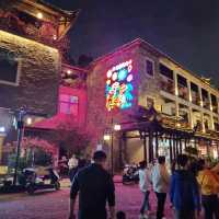 近近地，住係下甘坑感受古鎮內日夜大不同
