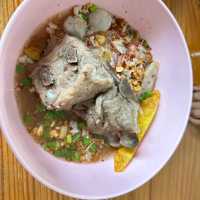 ร้านยกเยื้อนก๋วยเตี่ยวโบราณ