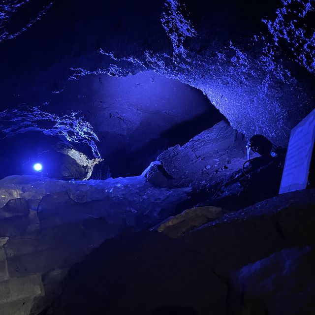 鳩沢氷 ICE CAVE