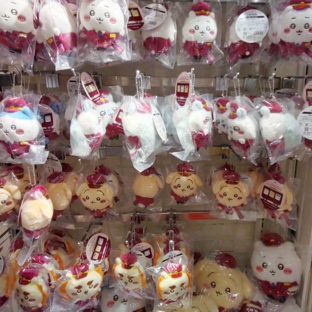 大阪梅田阪急三番街がちいかわだらけ！ちいかわ はんきゅう