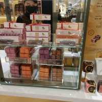 Premium Chocolate Shop