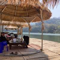 ノーンキャウ最高の水上レストラン　Ou River House