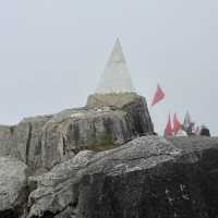 พิชิตยอดเขาฟานซิปัน (Fansipan Mountain)🏔️