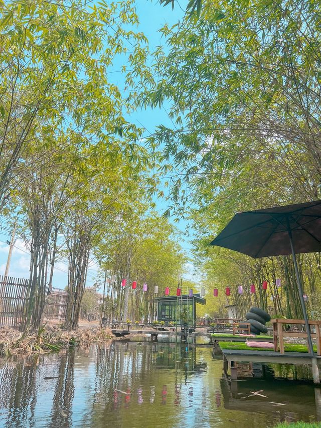 🔥 ร้อนแบบนี้พามาเที่ยวร้านลับ กินข้าวริมน้ำ💕