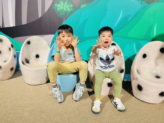 《侏羅紀恐龍探險樂園》🦖復活假期放電之選！