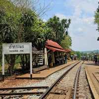 นั่งรถไฟไปถ้ำกระแซ จ.กาญจนบุรี