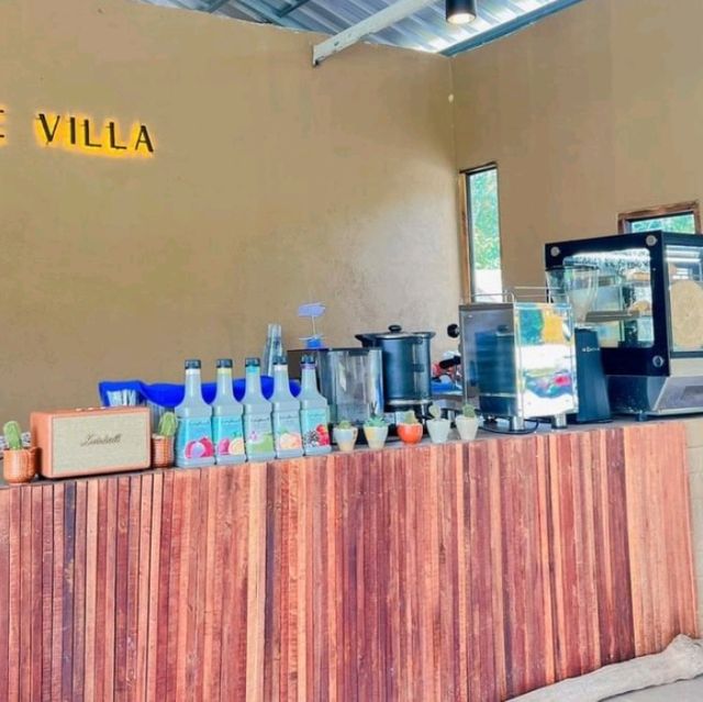 behind the mountain camping& cafe