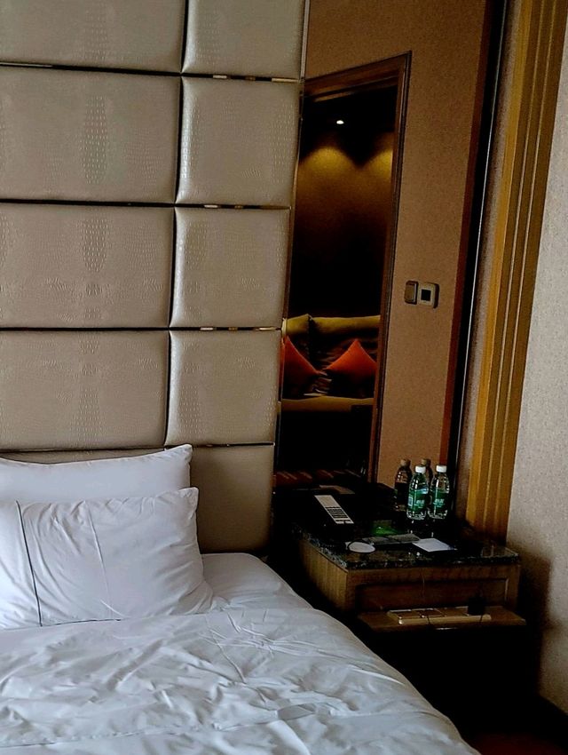 All - Suites Hotel & Easy Access 