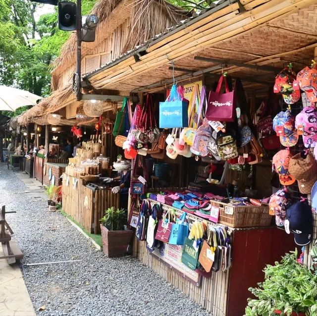 ตลาดไทยย้อนยุคบ้านระจัน