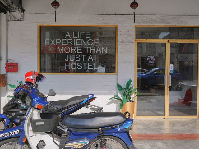 Wassup Youth Hostel ที่พักทำเลดี ไม่แพง