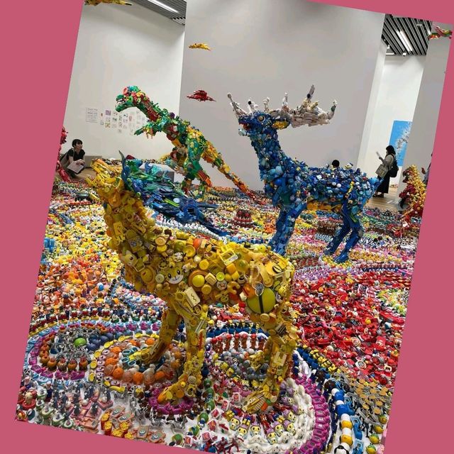 玩具成恐龍 - 不知火美術館