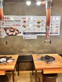 〖 ソウル・明洞〗安い！うまい！サムギョプサル食べ放題🐷🩷
