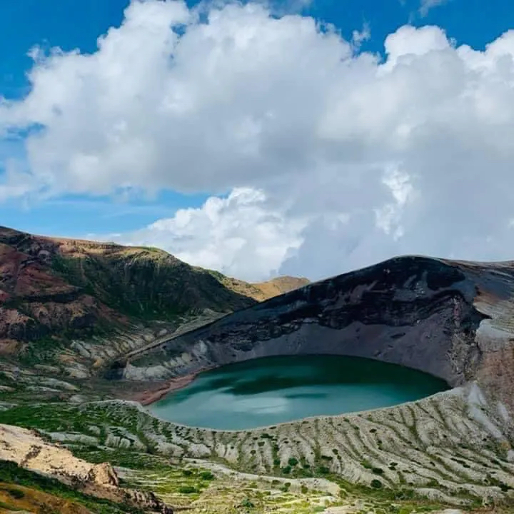 Zao Okama, Kumanodake, Zao Mountain, Karitadake