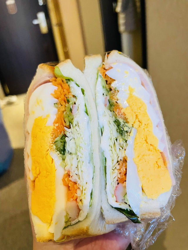 【神奈川県】鎌倉の有名パン屋さんで朝食を