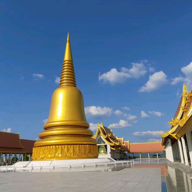 วัดบุญญาวาส วัดสวย สงบ