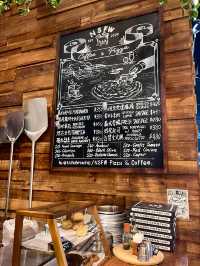 「NSFW Pizza & Coffee」不想上班的一起耍廢