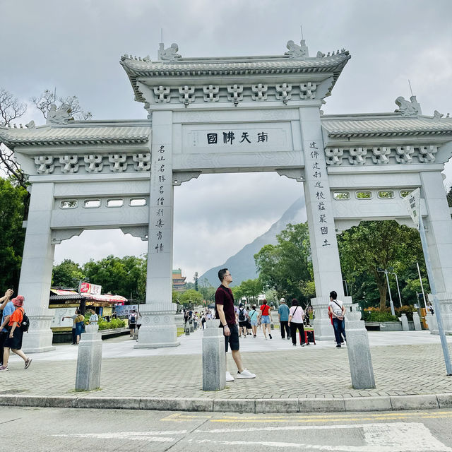 Tian Tan Buddha: Hong Kong's Serene Icon