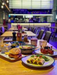 MOXY BANGKOK RATCHAPRASONG…ชวนไปนอนโรงแรมไลฟ์สไตล์