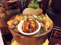 บุฟเฟต์มื้อเย็นสุดอลังที่โรงแรม The Emerald