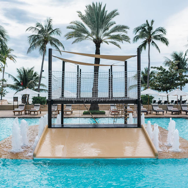 โรงแรมติดทะเล Dusit Thani Hua Hin