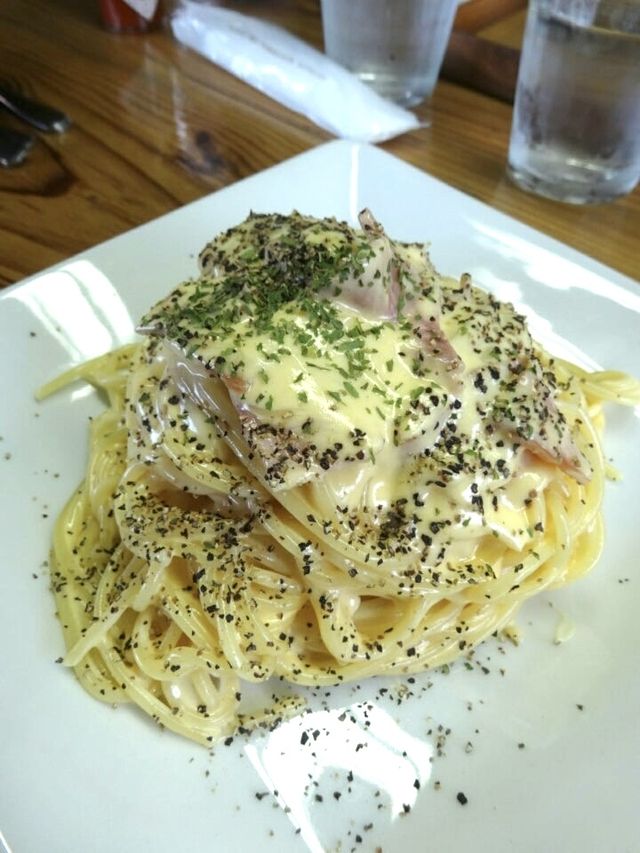 【長崎ランチ】大きな佐世保バーガーを楽しめるカフェ