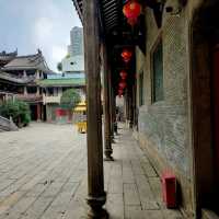 A Tranquil Oasis of Spiritual Serenity: Hualin Buddhist Temple, Liwan, Guangzhou