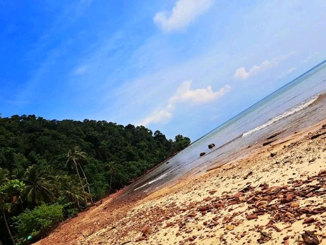 Pristine island In Malaysia, Songsong Island