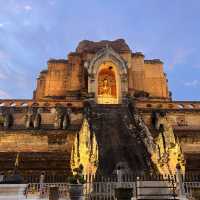 清邁必遊的佛寺—柴迪隆寺（Wat Chedi Luang)