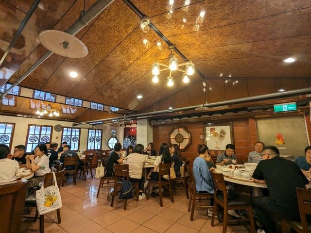 纏連米其林推薦，台式老字號雞肉料理：雞家莊