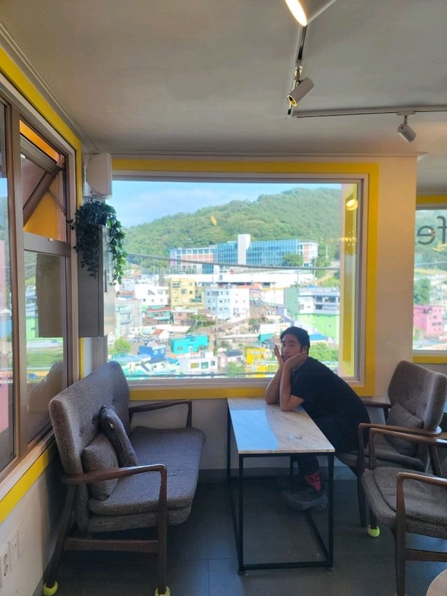 어린왕자가 시그니처인 감천문화마을 소행성B612카페☕️