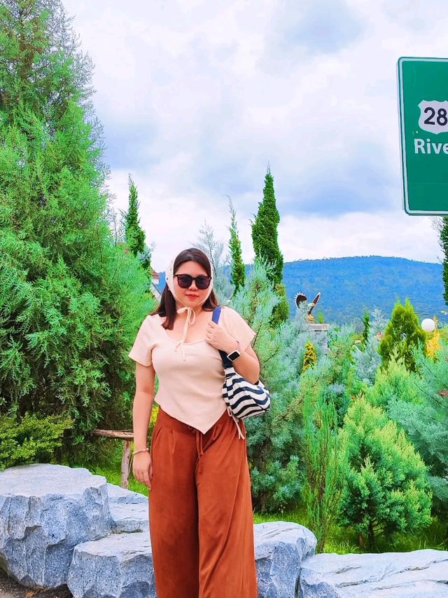 Khao Yai Art Tree cafe