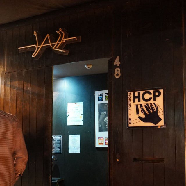 째즈 좋아한다면 기분 째지는 곳! 리스본의 최애 재즈바 - Hot Club of Portugal