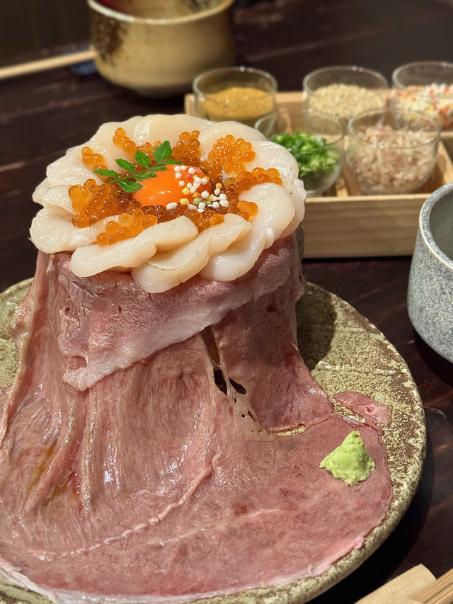 【京都/祇園】贅沢感が味わえる名物こぼし肉ひつまぶし