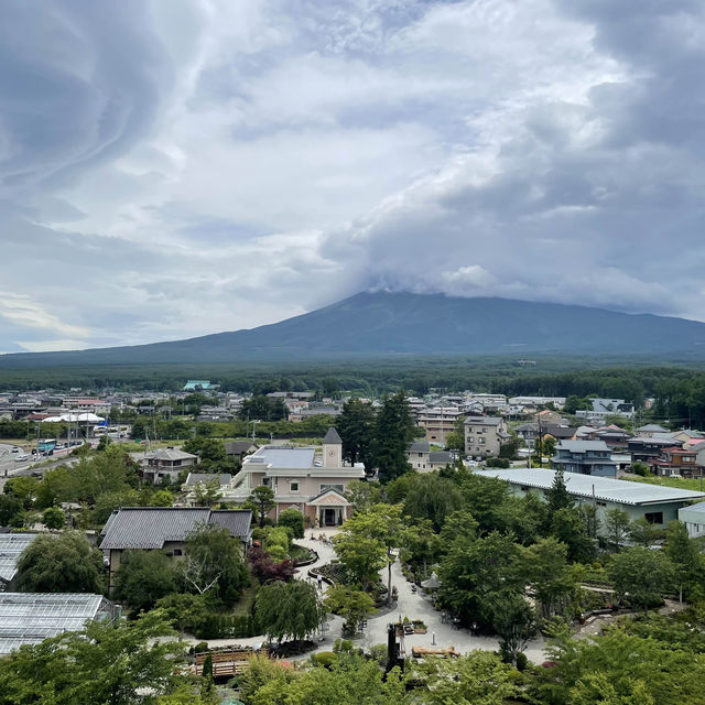 美しい花々に囲まれる穴場スポット