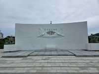 The visit to UN Memorial Cemetery in Busan