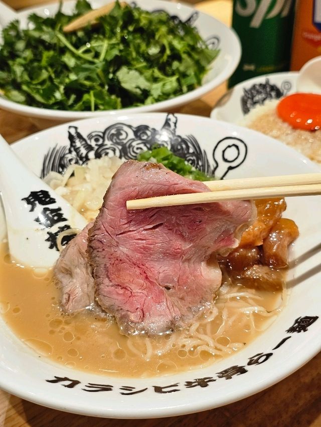 銅鑼灣必食!滋味牛骨拉麵! 