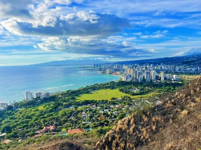 👣 Day Hike at Diamond Head 