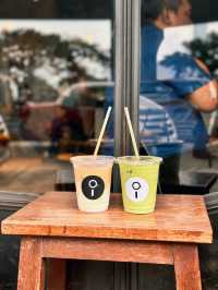 【香港🇭🇰】ヴィンテージ感が素敵なおしゃれカフェhalfway coffee☕️