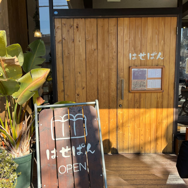 行列必須のパン屋さん🥐