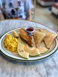 【中環】Green Waffle Diner: 必試招牌牛肉薯仔鑊仔和甜品 waffle