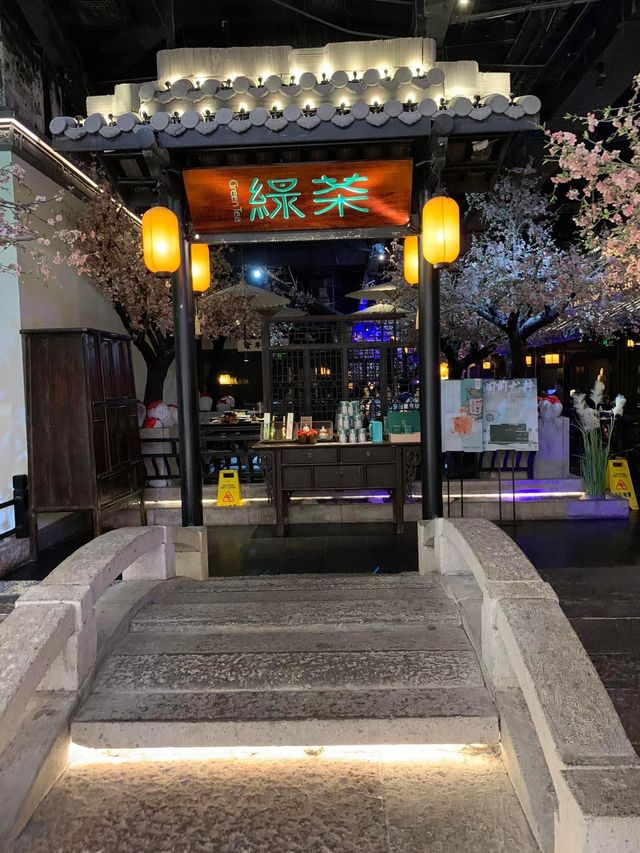 價錢很便宜的一間小菜
