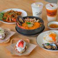 คาเฟ่วิวทุ่งนาสไตล์มินิมอล นนทบุรี