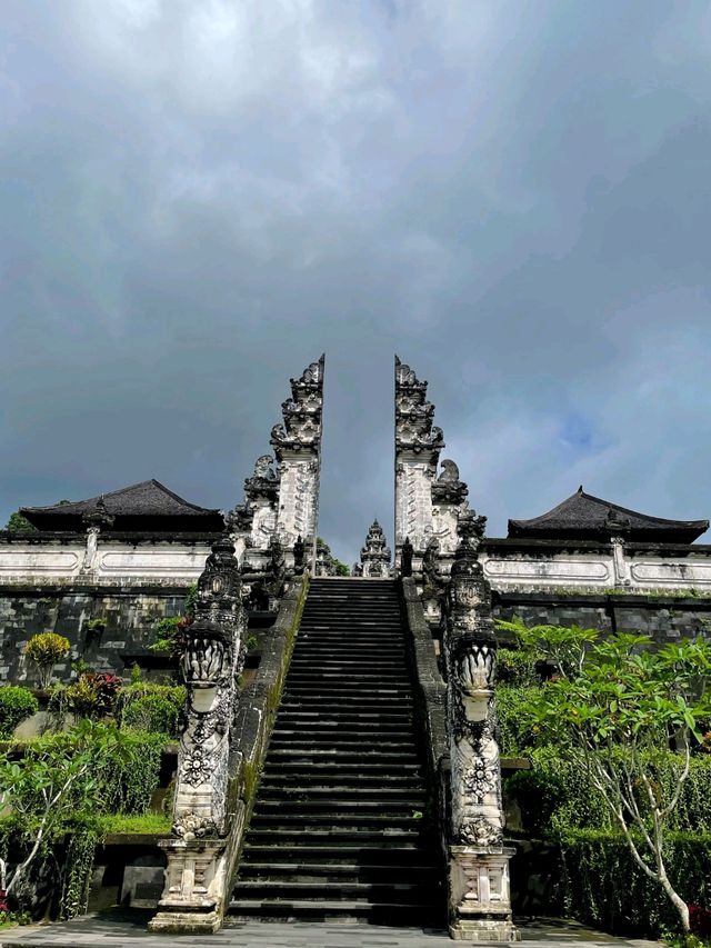 「天堂之門倒影」，峇里島