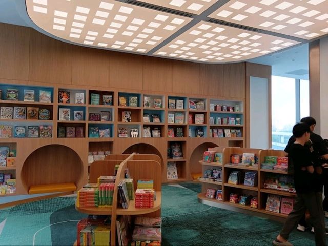 MPH Bookstores @ The Exchange TRX