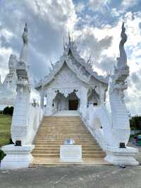 เป็นวัดที่เราบริจาคเงิน แล้วสัมฤทธิ์ผลไม่นานเกินรอ
