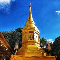พระธาตุจอมหมอกแก้ว หนึ่งในพระธาตุเก้าจอม