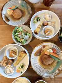 【福岡カフェ】どれから食べるか悩んでしまう！お野菜たっぷりのランチ🍽