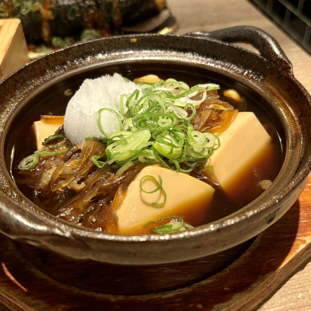 【大阪・東梅田】SNS映え抜群の肉料理が自慢「肉寿司 大衆肉割烹 こいこい 梅田店」