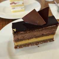 【難波】ケーキ屋さんのケーキが食べられる難波のカフェ🍰